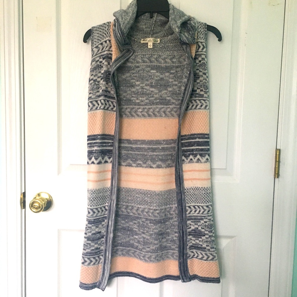 Navy blue and pink sweater vest cardigan